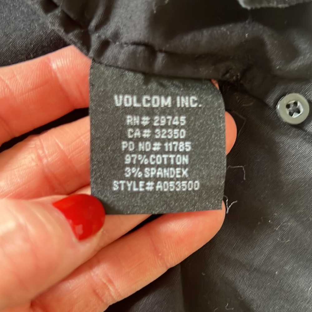 Volcom Black Button Up - image 5